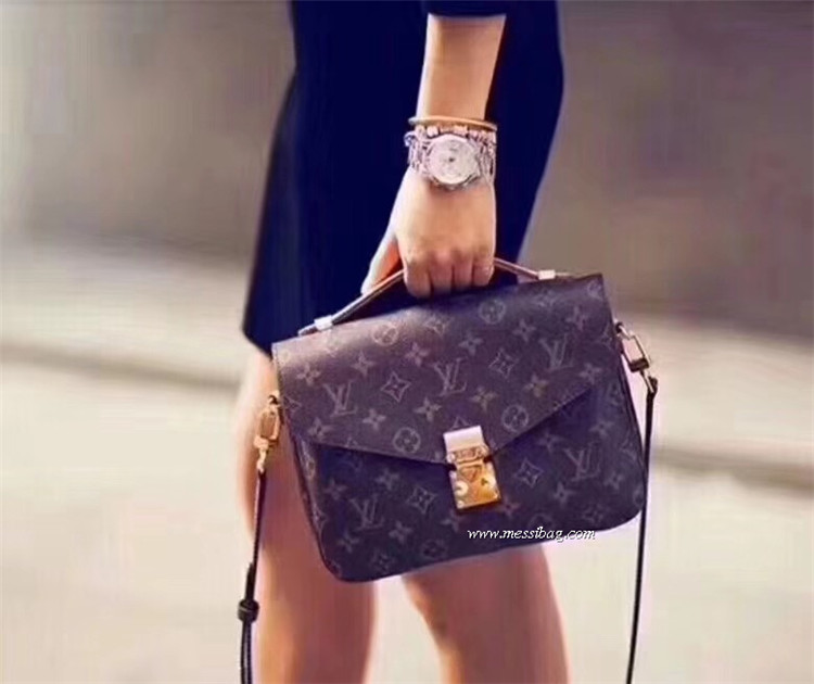 Monogram Pochette Metis M40780 – LuxUness